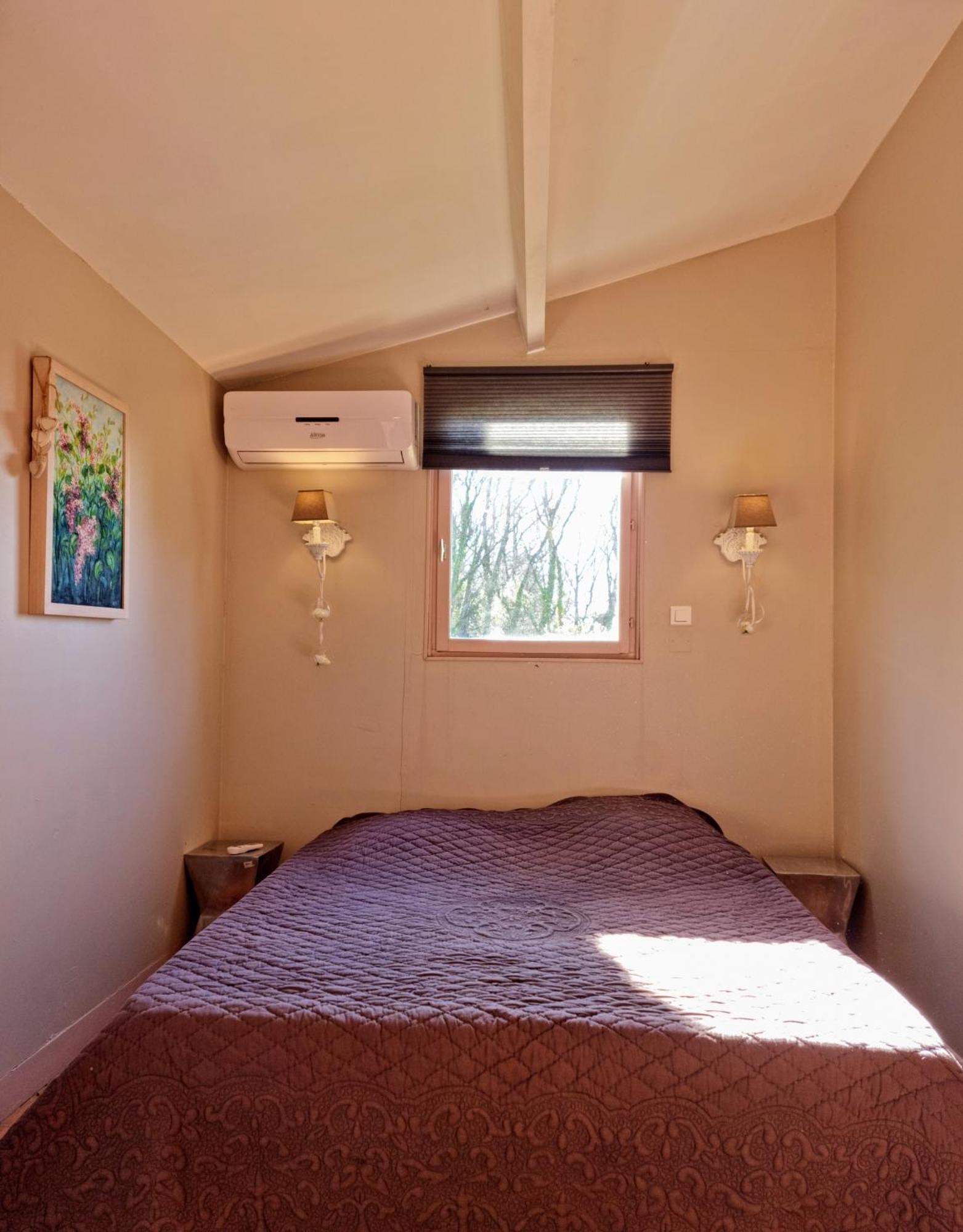 Pousterle De Sabran - Piscine & Hammam公寓 客房 照片